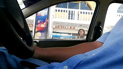 הזכר תקע באופן פעיל מצלמות סקס צפייה ישירה חינם זין שמן בפי הטבעת של האפרוח.