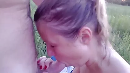 בונר שחור לא מתאים סקס חינם לצפייה לתחת של נקבה לוהטת מושחתת.