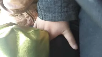 בחור רגשי מתמודד סרטי סקס חינם לצפייה עם זין חזק.