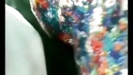 זבל עם ציצים סרטוני פורנו לצפייה ישירה ענקיים מוצץ זין לאהובתו.