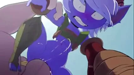 עייף מעבודה קשה, סקס לצפייה חינם הבוס נתן מזדיין למזכירה.