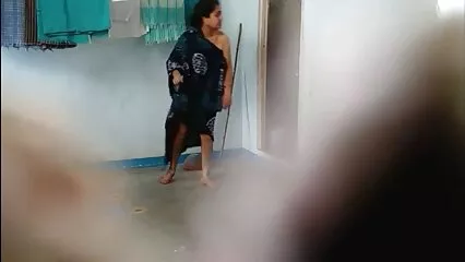 לאחר שהדילדו שלח את הזין ליעדו סקס צפיה ישירה המיועד.