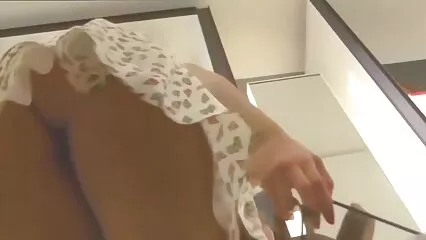 בחור זין ארוך ואפרוח סרטי סקס צפיה ישירה לוהט מזדיין בפומבי.