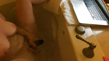 בלונדינית סיליקון נדפקת סרטי סקס לצפייה חינם בפי הטבעת.