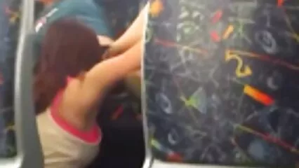 בלבוך, על איבר מינו ארוך, הבנות נתלו סרטי סקס צפיה ישירה בזמזום.