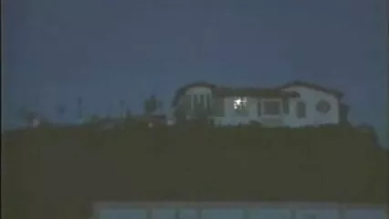 גברים עם זין גדול סרטי פורנו לצפיה ישירה חינם מזיין אישה בקהל.