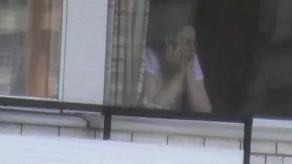 נערה עצבנית נתנה חור כדי לגוון את חיי המין שלה. פורנו לצפייה חינם