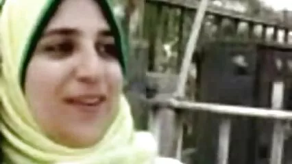 המטומטם סרטי סקס לצפיה ישרה דפק את הילדה בפי הטבעת מבלי לחסוך במאמץ.