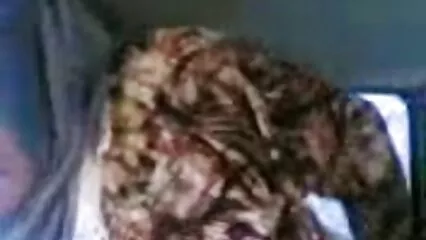 הבחור סרטי סקס חינם לצפייה ישירה ליקק בשלווה ובאטיות את הכוס השעיר של האישה.
