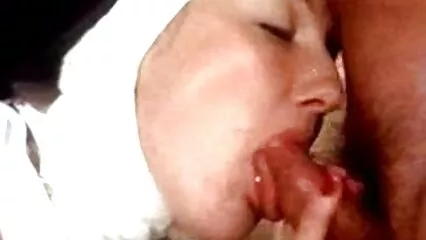 הסוג המנופח דחף פורנו נשים מבוגרות מוצצות לצפיה חינם את הבורג לתוך הדבלקה עד קצהו.