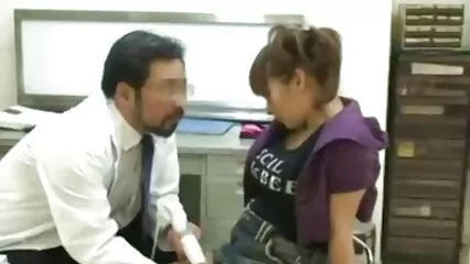 באבא שימח את האיש סרטי סקס חינם לצפייה ישירה עם החורים המדהימים שלה.